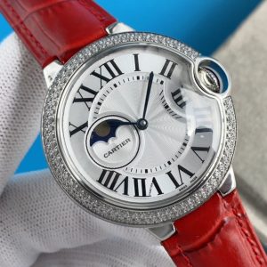 【Taiwan Factory Blue Balloon Starry Sky Series 42, 37 with genuine Starry Sky functions, paired with Japanese 8217 movement, Swiss quartz 42, 37, 33, Starry Sky is fake function】🌹 Cartier Blue Balloon series, renowned within Cartier watchmaking for its refined style and elegant sophistication—qualities this timepiece undoubtedly embodies.The polished stainless steel case lends the watch a balloon-like lightness, while the deep blue crown seems to playfully stray from its intended path—much like the playful banter between lovers.Roman numeral hour markers on the dial evoke a vintage, profound charm, adorned with guilloché patterns and sword-shaped hands. 🌹 The entire watch exudes a delicate, thoughtful feel—isn't this precisely what lovers need?Interior: Japanese Citizen automatic movement  Water-resistant sapphire crystal with fish-eye bubbles  High water resistance  Steel-blue hands, crown curvature 🎈